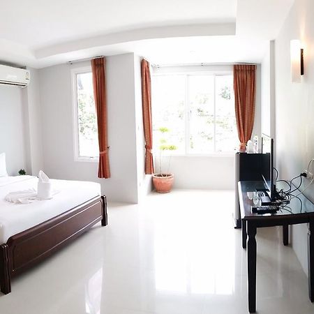 J.Holiday Inn Krabi Ngoại thất bức ảnh